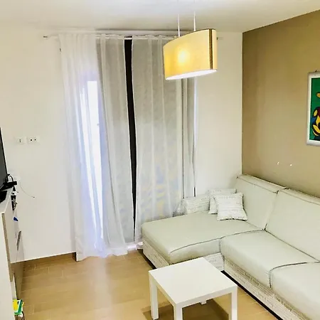 Appartamento 5 Miles Apt